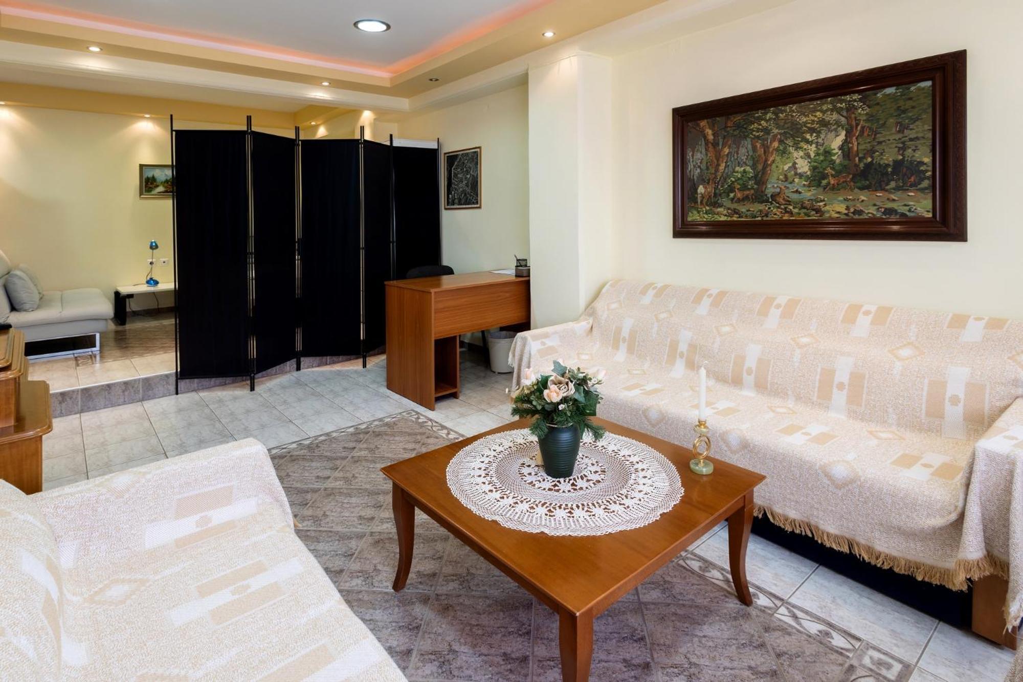 דירות טריקלה Zant House מראה חיצוני תמונה